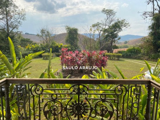Fazenda em Rio Das Flores / RJ