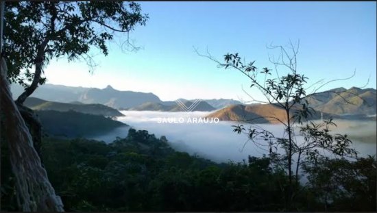 Sítio em Petrópolis / RJ